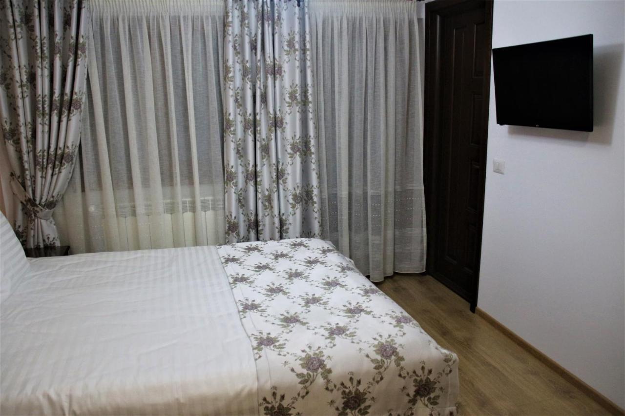 Casa Sofia Apartment Baltatesti Exterior photo